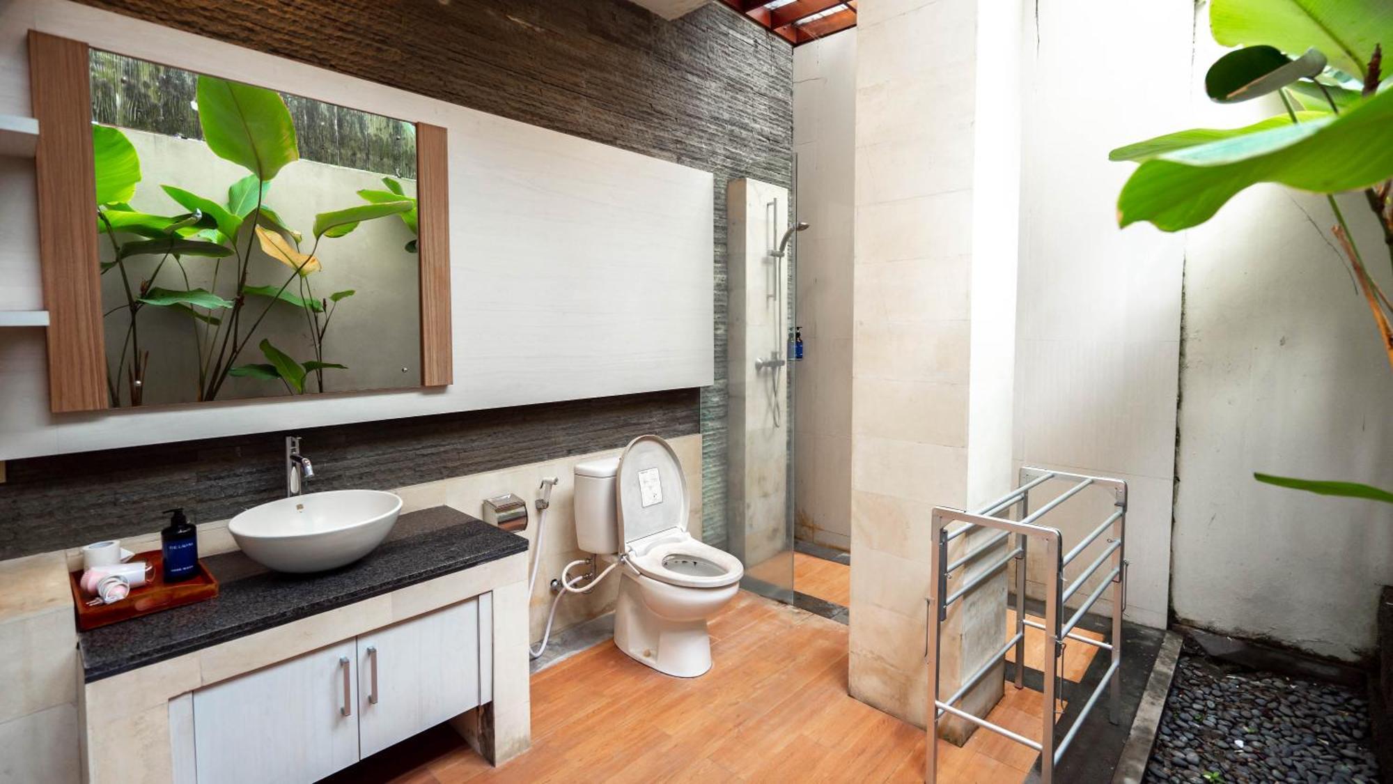The Lavana Bali Radiance Villa Raya Canggu Bagian luar foto