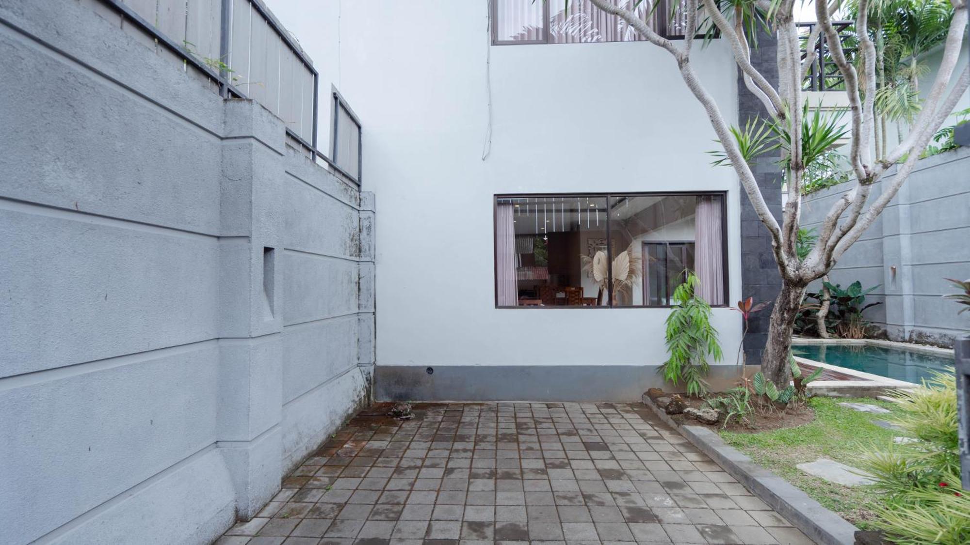 The Lavana Bali Radiance Villa Raya Canggu Bagian luar foto